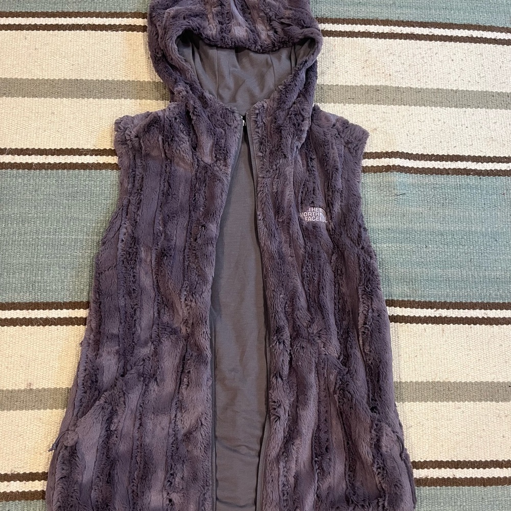 North face vest